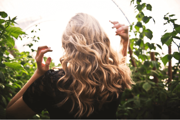 5 Benefits of Having a Hot Hair Brush